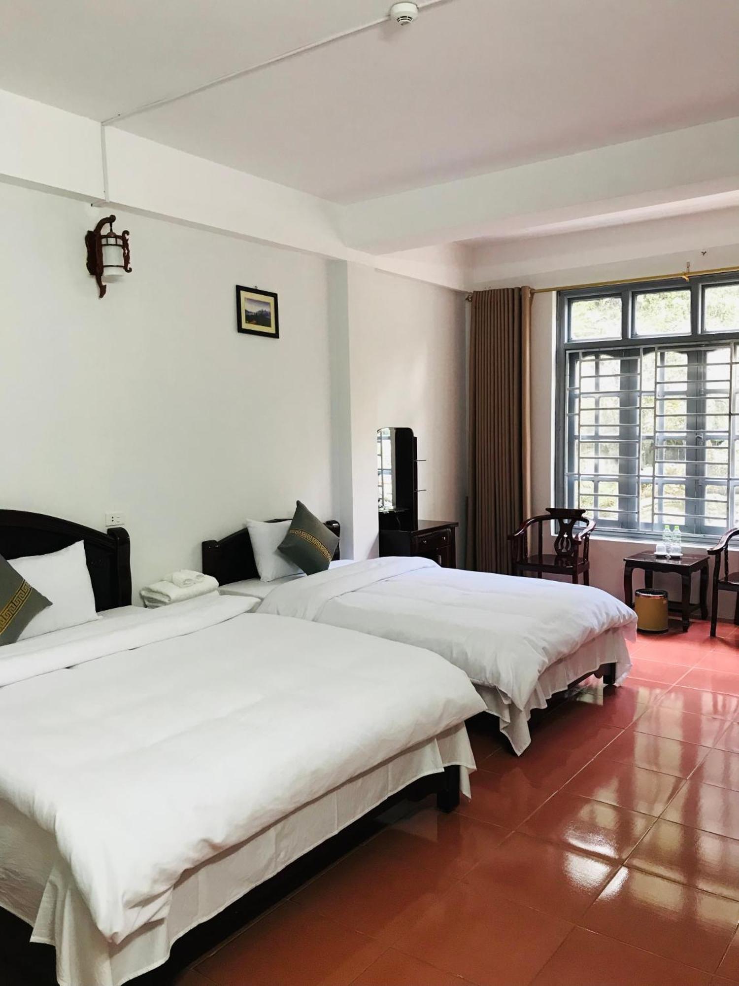 Anh Anh Hotel Bac Ha  Extérieur photo