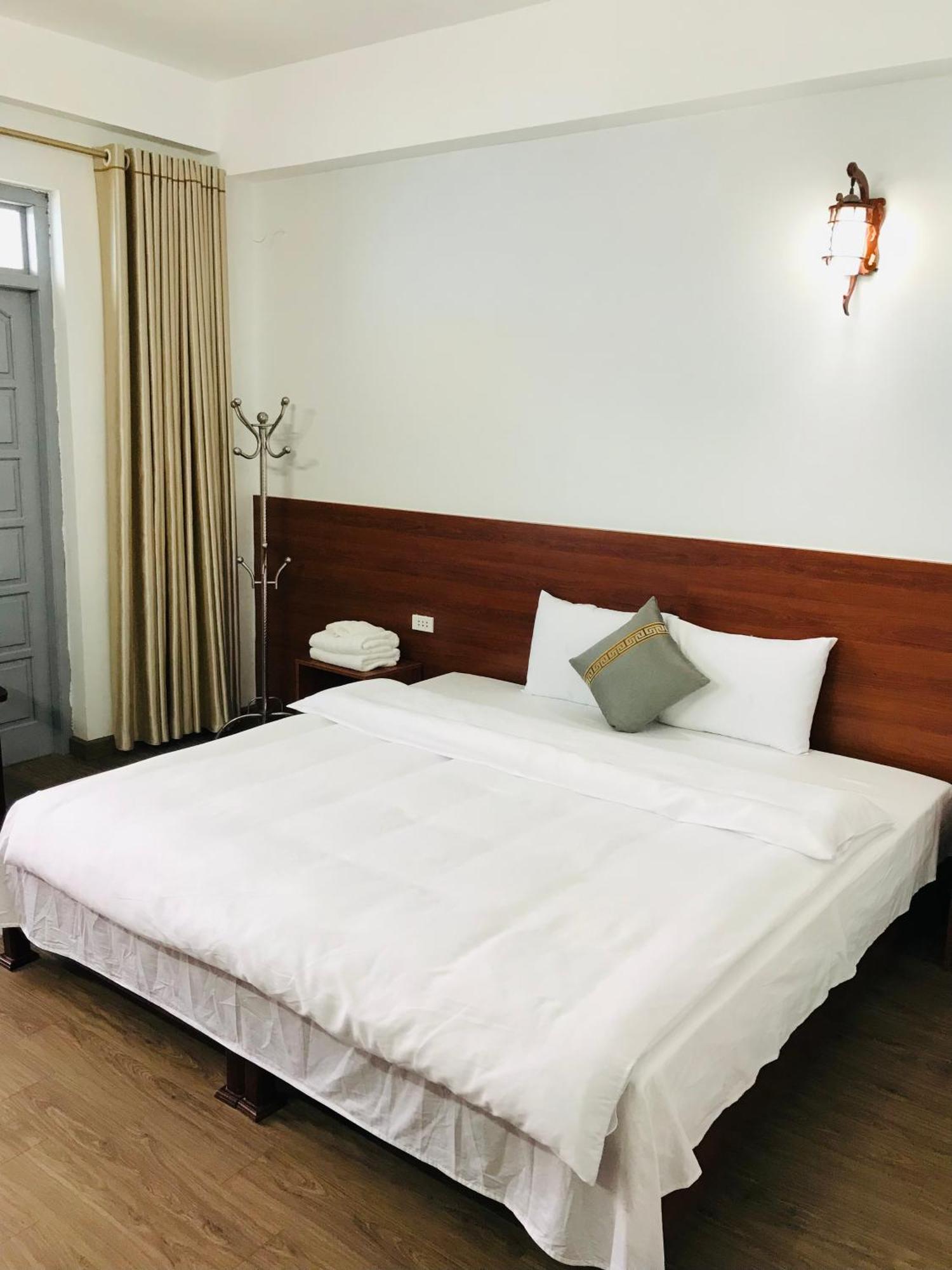 Anh Anh Hotel Bac Ha  Extérieur photo